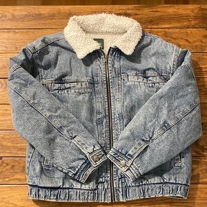 Denim jacket + sherpa collar